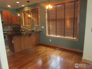 Photo #5: 899685 Listing 