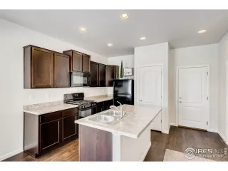 Photo #2: 899840 Listing