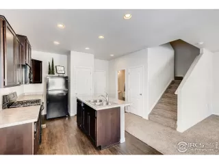 Photo #4: 899840 Listing