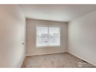 Photo #5: 899917 Listing