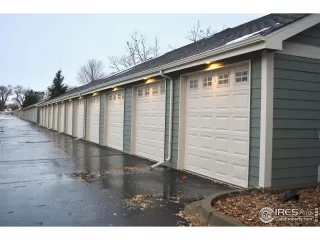 Photo #4: 900001 Listing