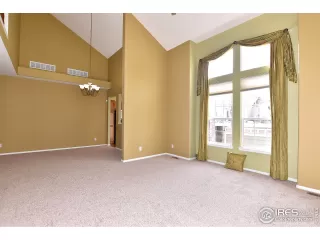 Photo #5: 900085 Listing