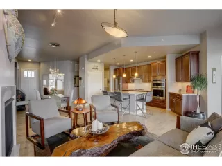 Photo #2: 900203 Listing