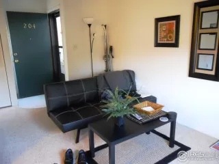 Photo #3: 900234 Listing