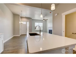 Photo #6: 900242 Listing