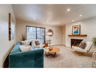 Photo #2: 900273 Listing