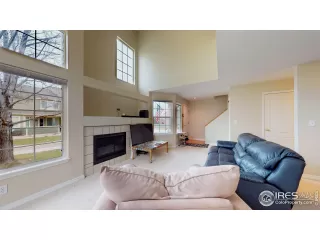 Photo #5: 900290 Listing