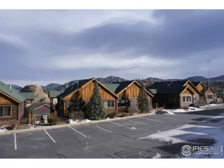 Photo #2: 900294 Listing