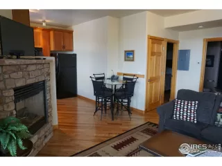 Photo #4: 900294 Listing