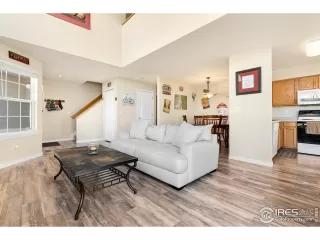 Photo #2: 900398 Listing