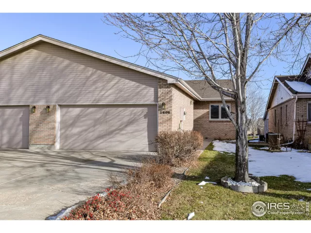 MLS: 900471 Condo For Sale