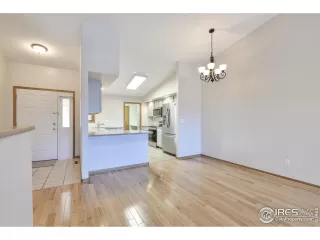 Photo #6: 900471 Listing