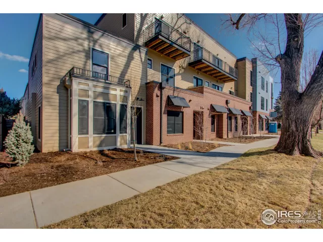 MLS: 900549 Condo For Sale