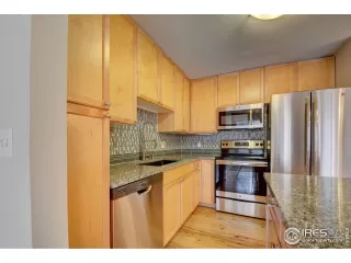 Photo #5: 900639 Listing 