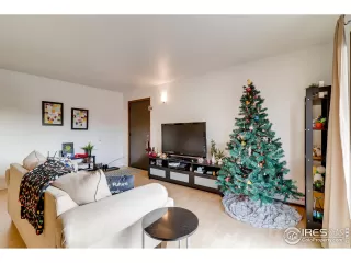 Photo #6: 900659 Listing 