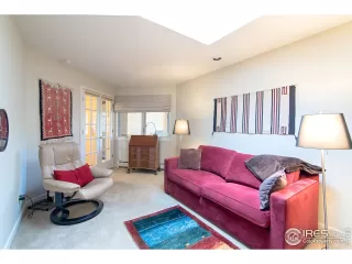 Photo #5: 900740 Listing