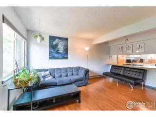 Photo #4: 900814 Listing