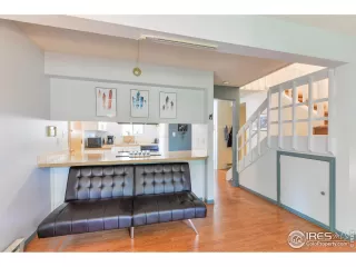 Photo #6: 900814 Listing