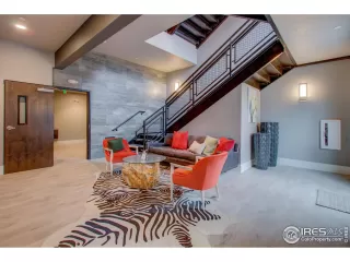 Photo #6: 900828 Listing