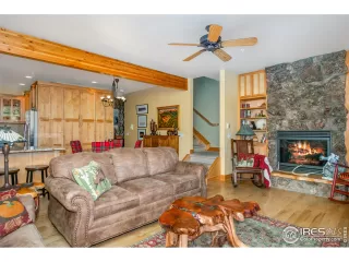 Photo #2: 900874 Listing