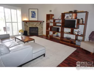 Photo #3: 900894 Listing