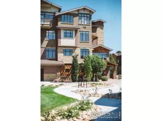 Photo #2: 900921 Listing