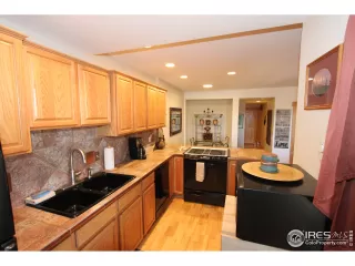 Photo #3: 900940 Listing