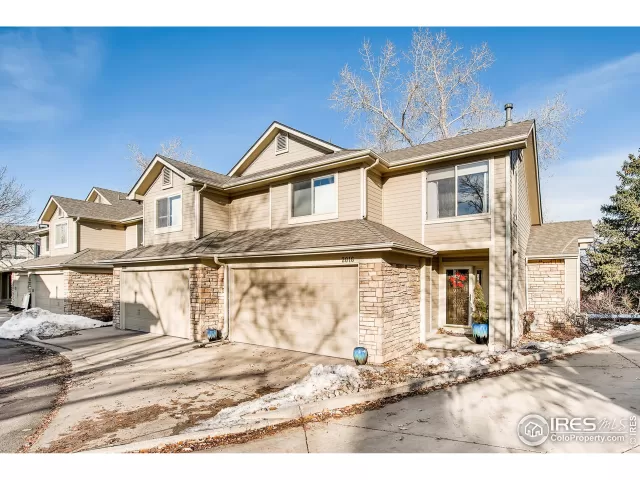 MLS: 901095 Condo For Sale