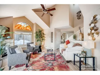 Photo #4: 901095 Listing