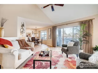 Photo #5: 901095 Listing