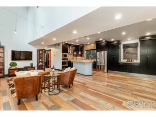 Photo #2: 901146 Listing