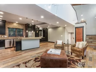 Photo #3: 901146 Listing