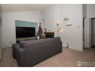 Photo #6: 901179 Listing