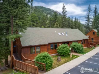 Photo #6: 901310 Listing