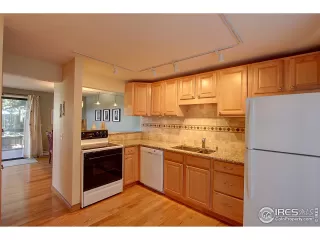 Photo #6: 901320 Listing