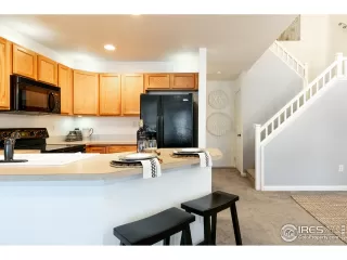 Photo #6: 901413 Listing