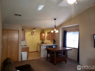 Photo #6: 901439 Listing