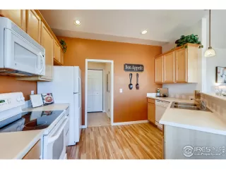 Photo #5: 901467 Listing