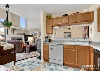 Photo #6: 901556 Listing