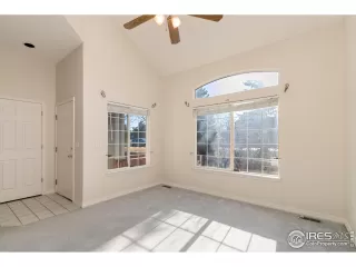 Photo #4: 901571 Listing