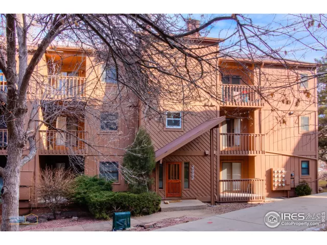 MLS: 901638 Condo For Sale