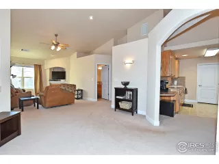 Photo #4: 901677 Listing