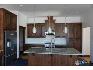 Photo #2: 901752 Listing