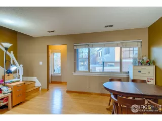 Photo #4: 901765 Listing