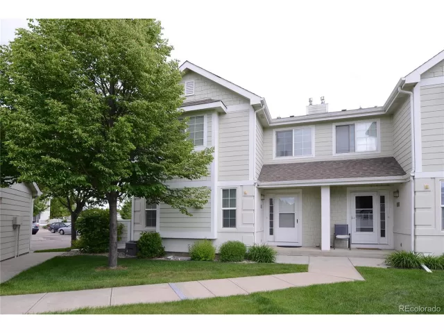 MLS: 9017788 Condo For Sale