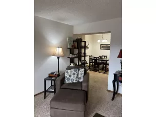 Photo #4: 9018074 Listing