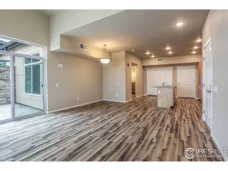 Photo #5: 901865 Listing