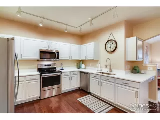 Photo #6: 901880 Listing