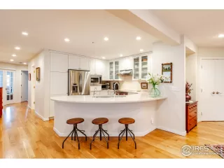 Photo #6: 901906 Listing