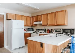 Photo #5: 902037 Listing